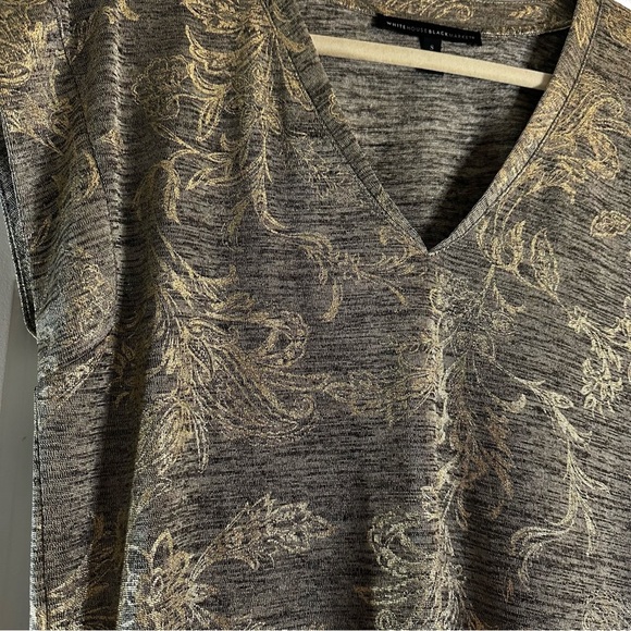 White House Black Market Metallic Floral Print V-Neck Top Small - Picture 2 of 11